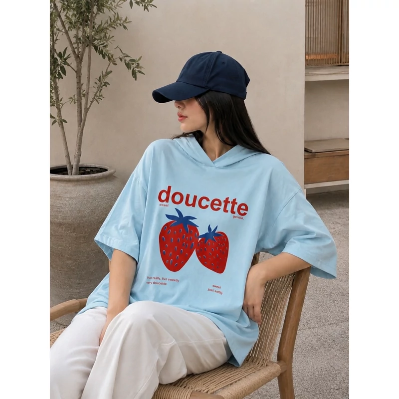 تیشرت کلاهدار زنانه و دخترانه توت فرنگی سایز(38 تا 48) کد 81554