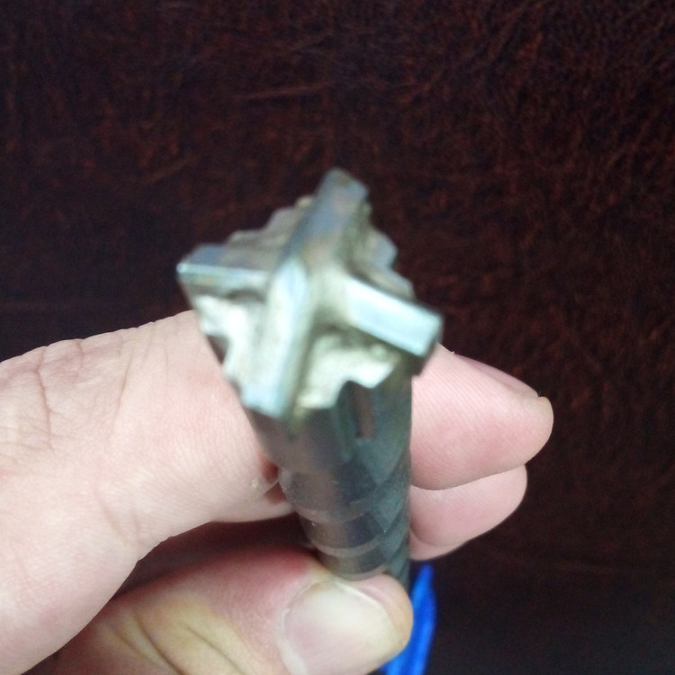 مته 4 شیار 14x26 (بتن کن) ونوس