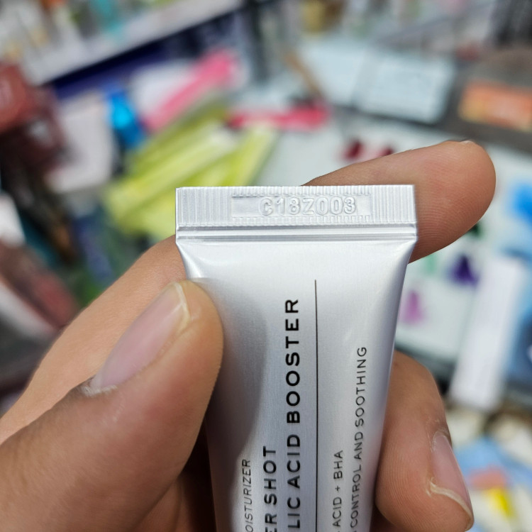 کرم مرطوب کننده و بوستر اسید گلیکولیک آرنسیا اورجینال Arencia Eraser Shot Glycolic Acid Booster 30 ml درمان کدری و جوش