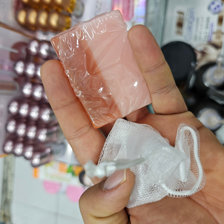 صابون روشن کننده و خوشبوکننده بدن آیچون بیوتی مدل Private Parts Pink خوشبو کننده و روشن کننده بدن حجم 100 گرم