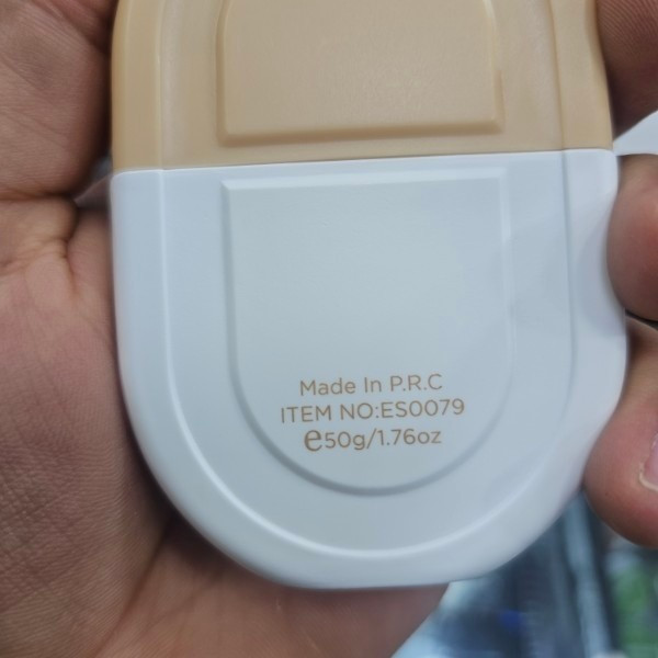 ضد آفتاب رنگی استلین اورجینال حجم 50میل spf70 ضد لک و تنظیم کننده چربی پوست بافت سبک و بدون کاور