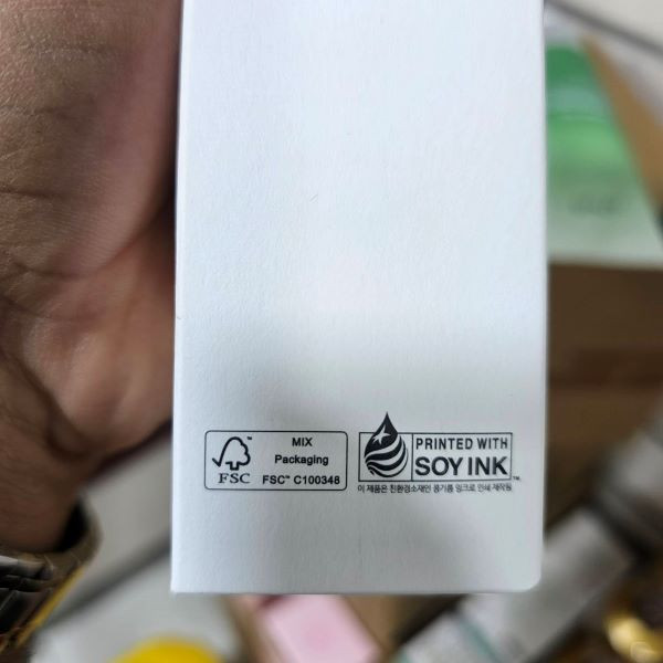 فوم شستشو صورت آنوا مدل heartleaf حجم 150 میلی لیتر