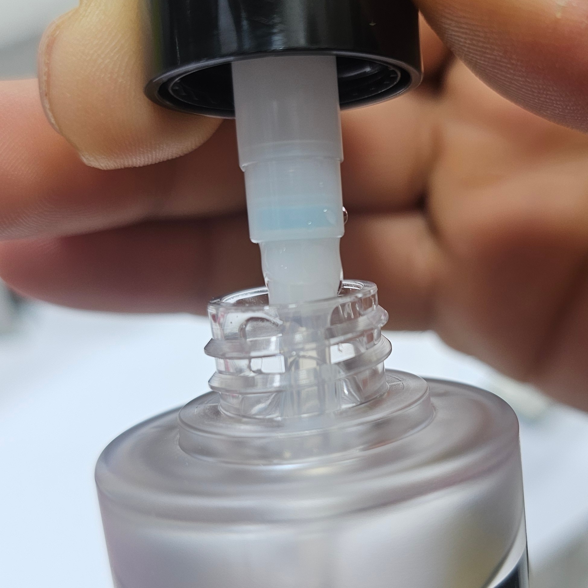 سرم حلزون کزارکس اورجینال به ضمانت COSRX Advanced Snail 96 Mucin Power Essence آبرسانی قوی ترمیم پوست آسیب دیده و جوش