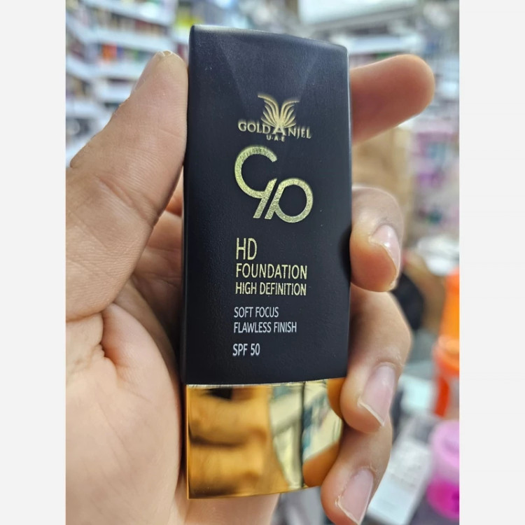 کرم پودر گلد آنجل با پوشش دهی بالا و دارای ضد آفتاب 50 درصد کاور عالی و سبک دارای شماره 1 و 2 و 3 حجم 40 میل