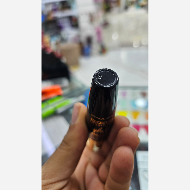 ریمل ویکتوریا اورجینال حجم دهنده و پرپشت کننده مژه