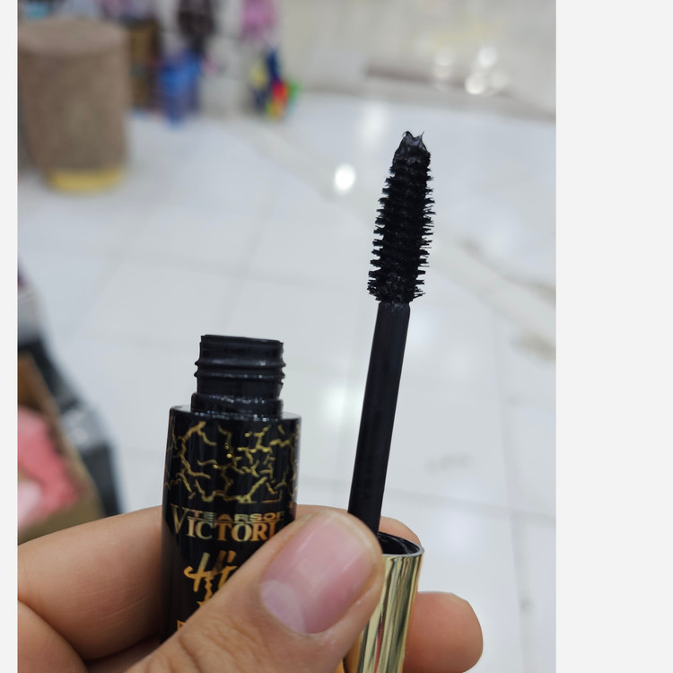 ریمل ویکتوریا اورجینال حجم دهنده و پرپشت کننده مژه