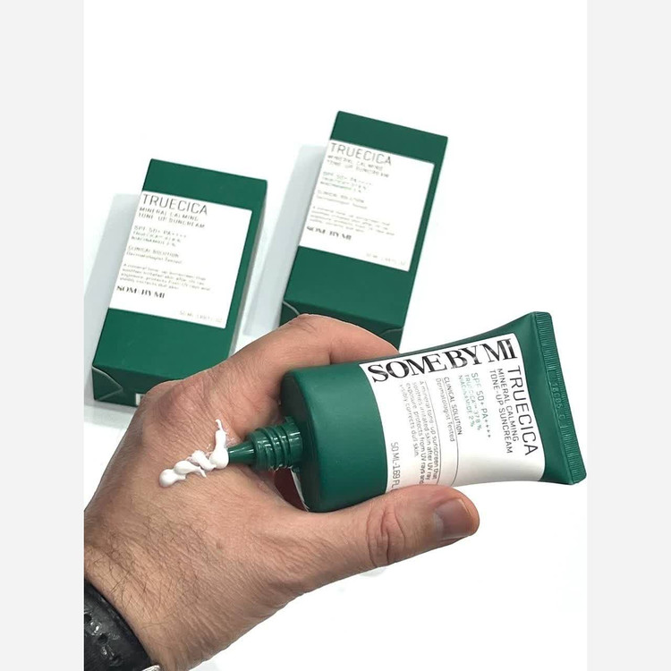 کرم ضد آفتاب گیاهی سام بای می