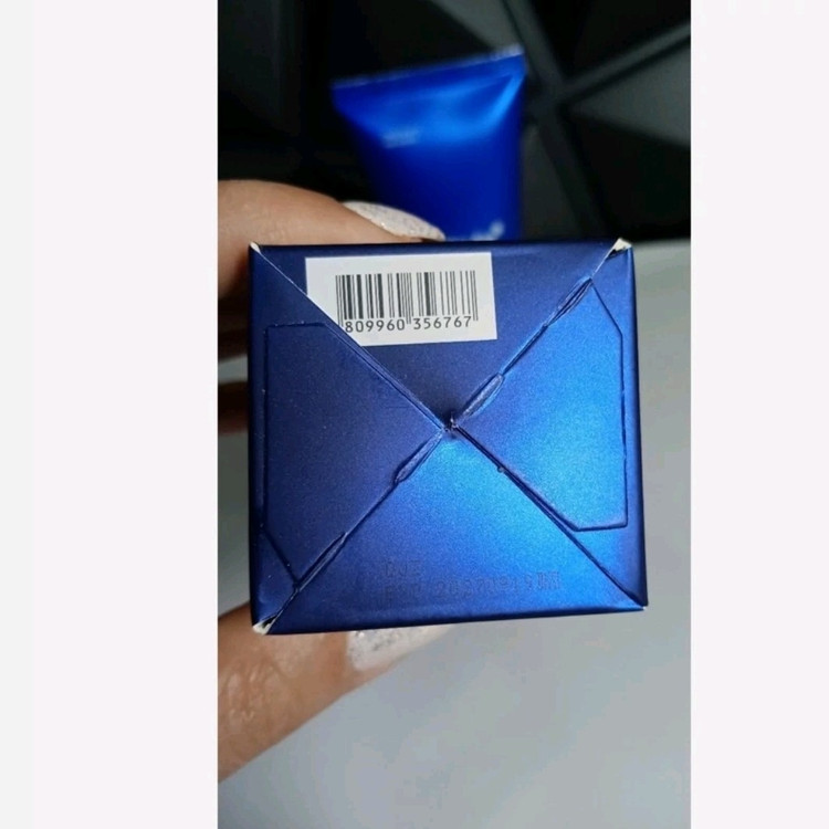 ماسک گل رس ضد جوش سرسیاه مدی کیوب